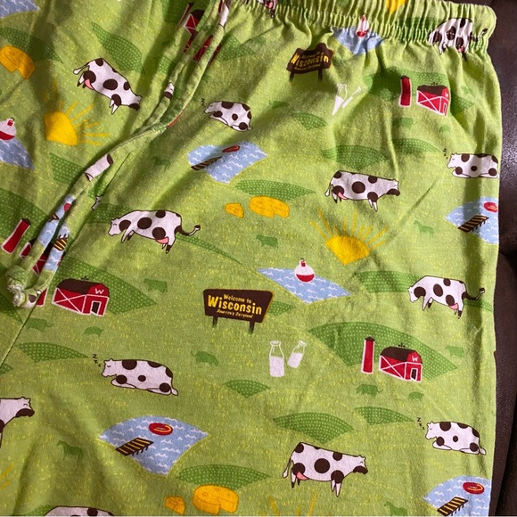 Wisconsin Farm Cows Print Flannel Shorts XL - Picture 5 of 7